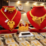 सोना और चांदी की कीमतों में गिरावट के बाद निवेश का मौका